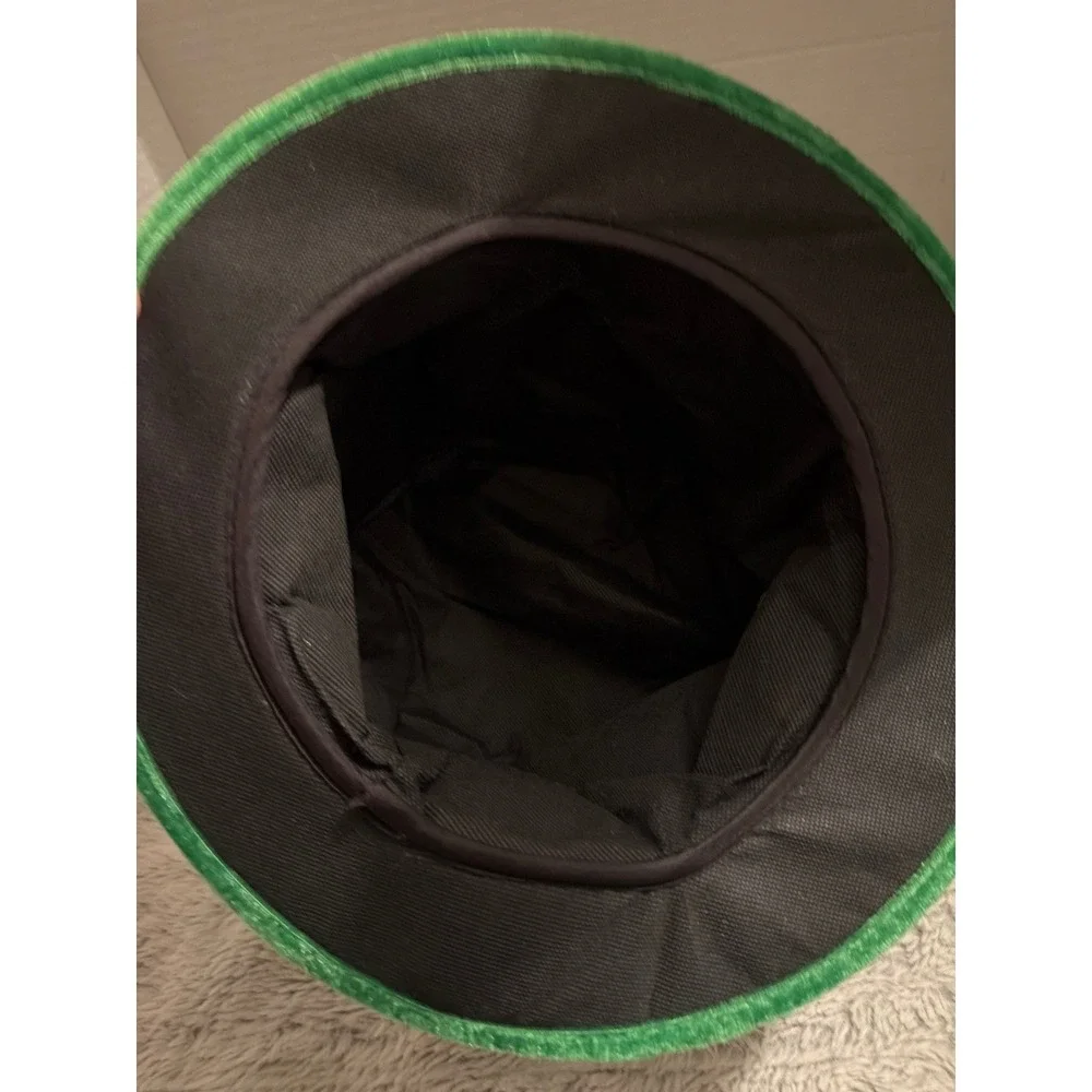 Hans GO! St Patricks Day Leprechaun Legs Top Hat Green Black Gold HTP182442